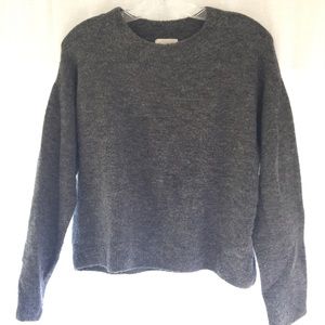 H&M grey sweater